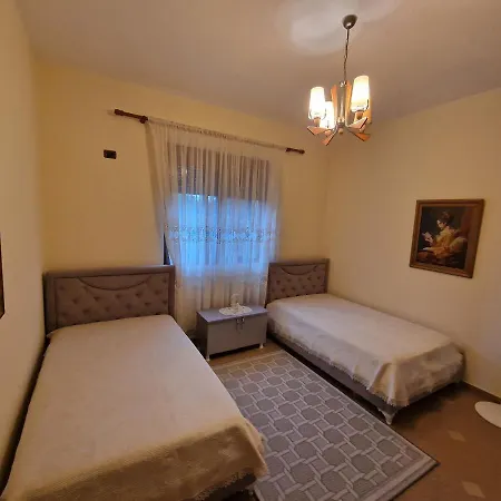 Villa Vila Dhimo *